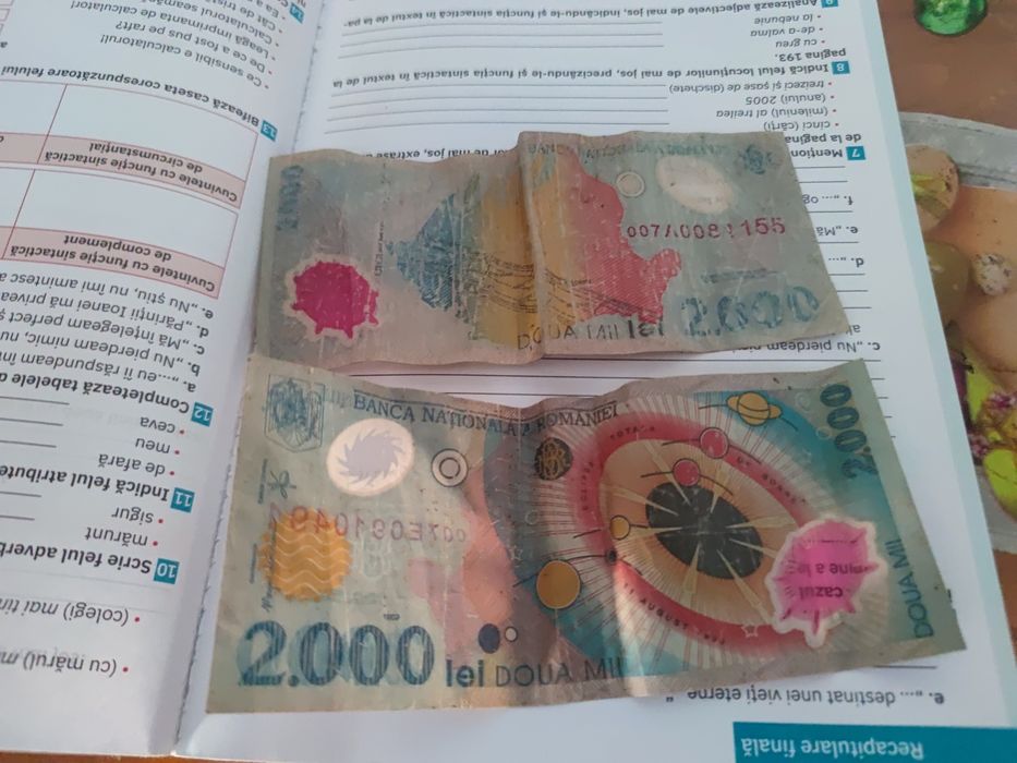 Bagnote 2000 de lei