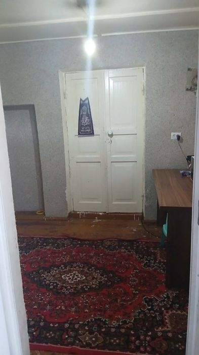 Яшнабадском участок вдоль дороги 1,3сотки