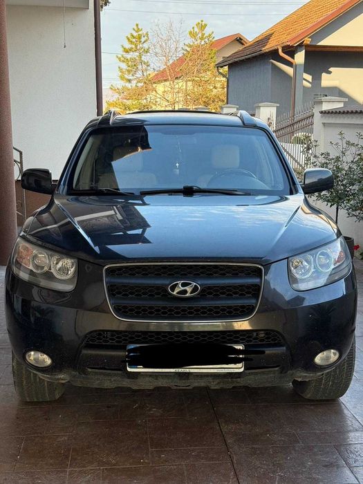 Vând Hyundai SantaFe