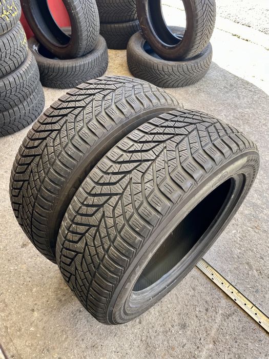 2 бр Зимни Гуми 215/55/17 YOKOHAMA W Drive