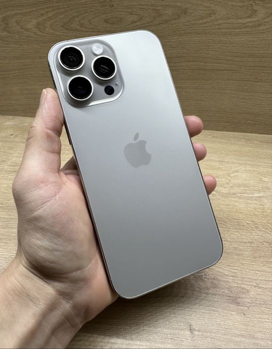 Iphone 16 pro Max 256Gb 100% baterie 130cicluri incarcare garantie