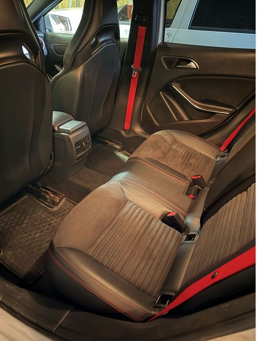 Mercedes-AMG GLA 45 4MATIC | 2014 | 400 CP | 160.000 km | FULL OPTION