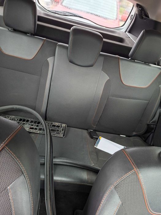 Piese auto Dacia Duster 2017 1,5d interior exterior haion bara stop