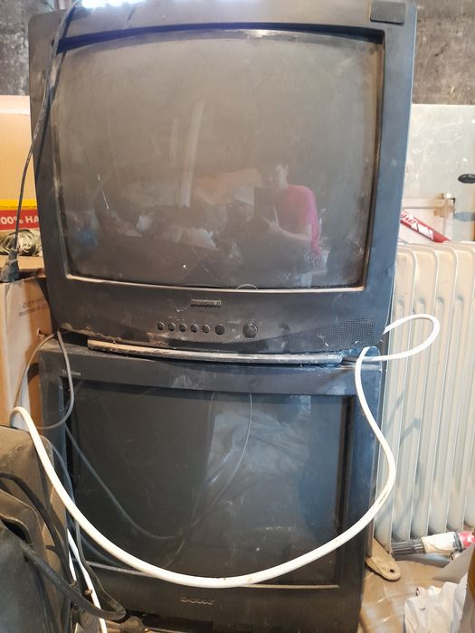 Срочно продам телевизоры