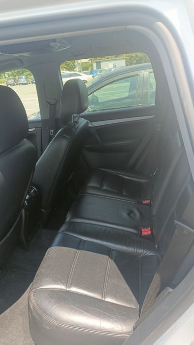 Vând Porsche Cayenne 3.2 V6 Benzina  ( CONTACT DEFECT )