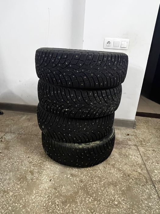 Продам зимние шины состояния отличное