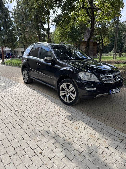 Mercedes ML 350  2010