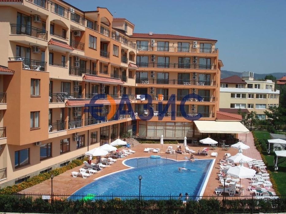 Продава се Двустаен апартамент в к.к. Слънчев бряг - 61 кв.м за 1109 €/кв.м - Снимка #8