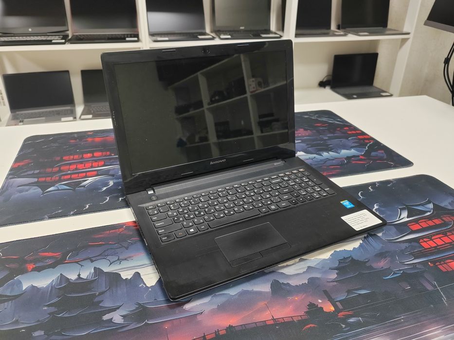 Ноутбук Lenovo Core i3-4030U/ 8Гб/ ССД 128 гб/ UHD