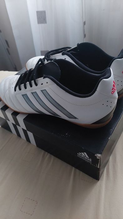 Vand Adidas marimea 43,5