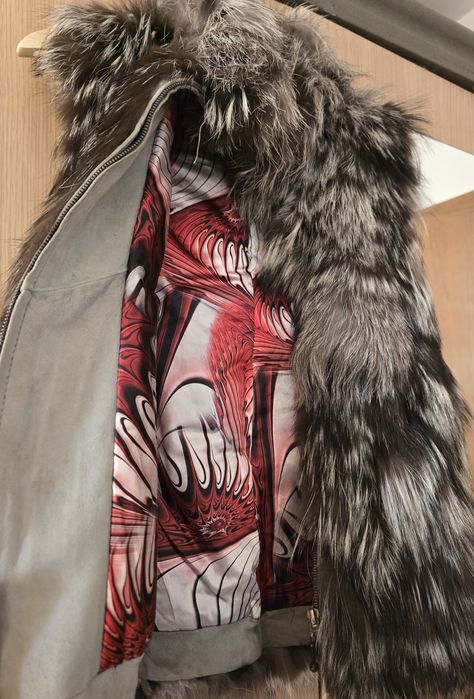 Елек от естествен косъм- сребърна лисица