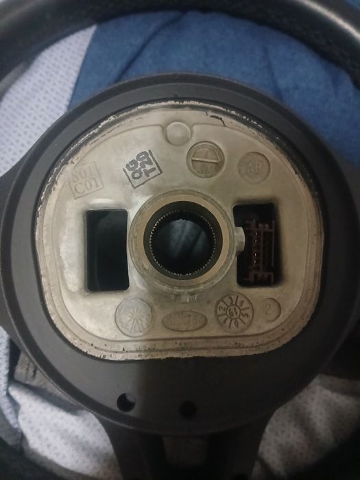 Volan mercedes funcțional