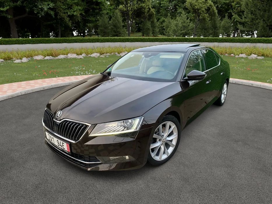 Skoda Superb Skoda Superb Style Plus