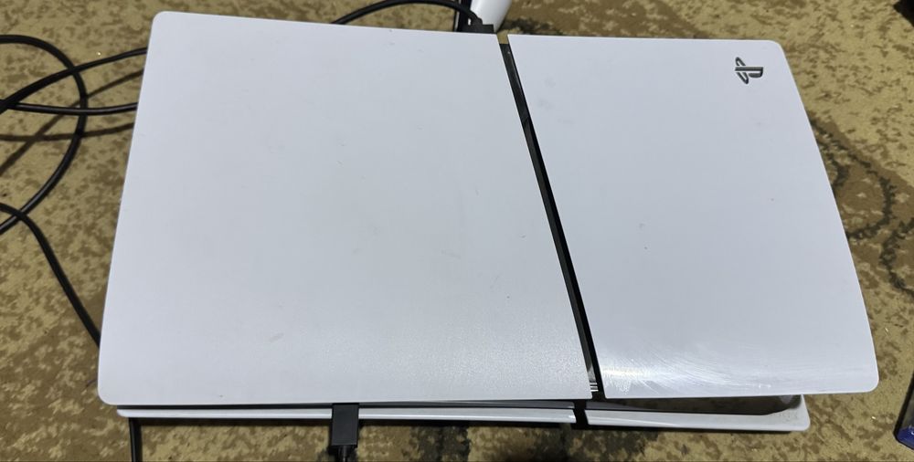 PlayStation 5 (PS5) slim