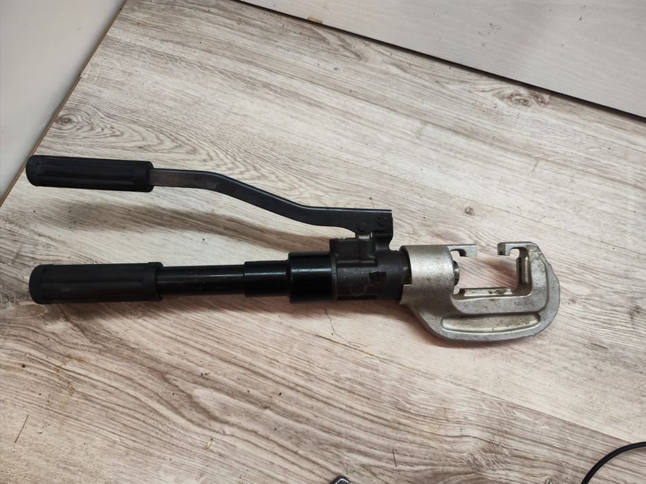 Presa hidraulica papuci , electricieni Holger Clasen EPS 60 Klauke