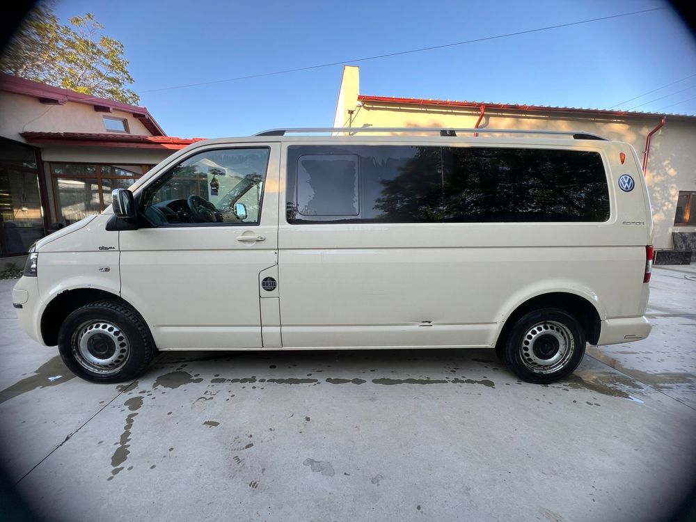 Volkswagen T5 2008 8+1