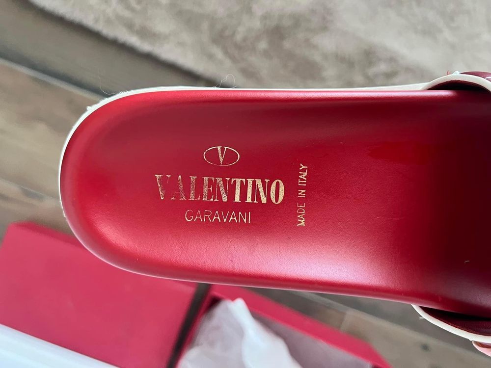 Papuci Valentino Garvani Originali