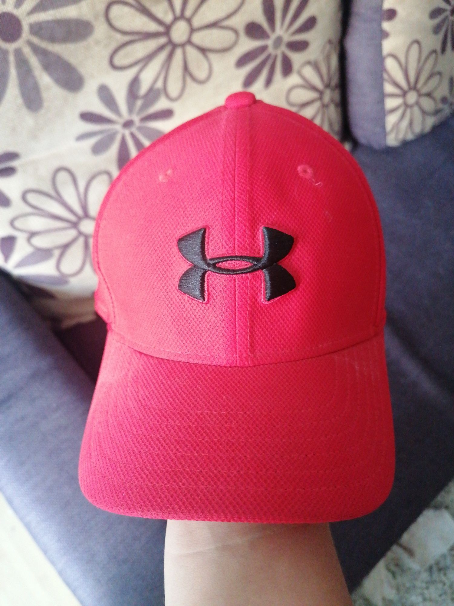 Vând Șapcă Under Armour Roșie