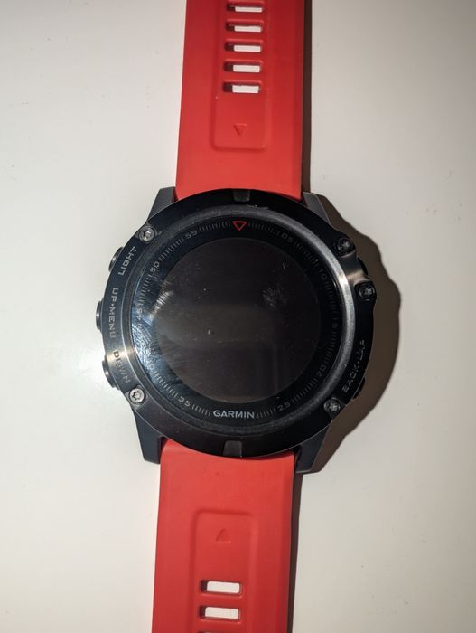Garmin Fenix 5X Sapphire Port Incarcare DEFECT