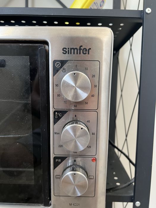 Продаеться духовка от simfer
