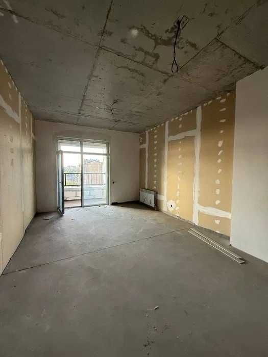 Nrg Oybek 3/7/12 квартира 83м2: Срочно продается Госпитальный