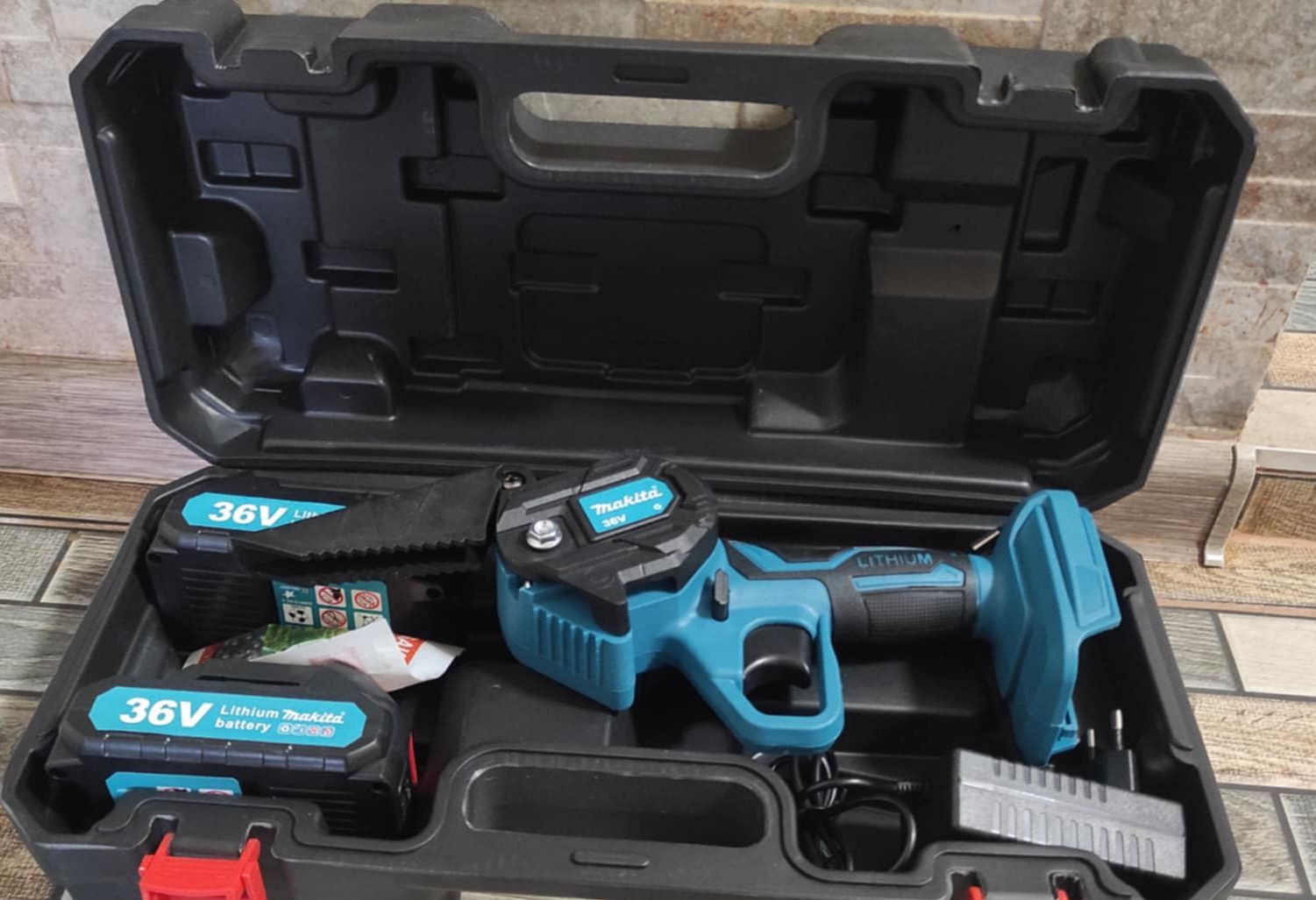 Акумулаторен винтоверт батерия Dewalt 24V Makita, резачка Makita 36V