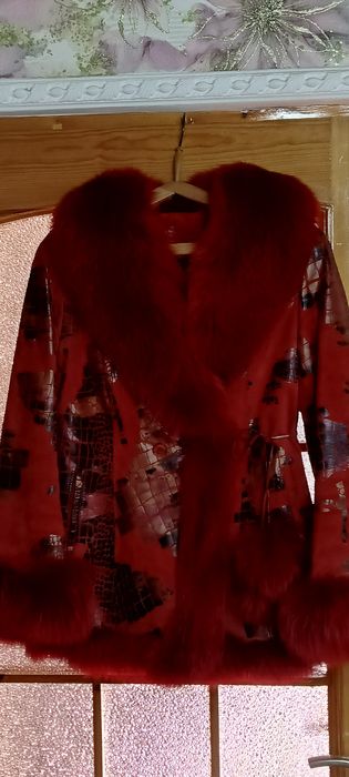 Дублёнка продаются