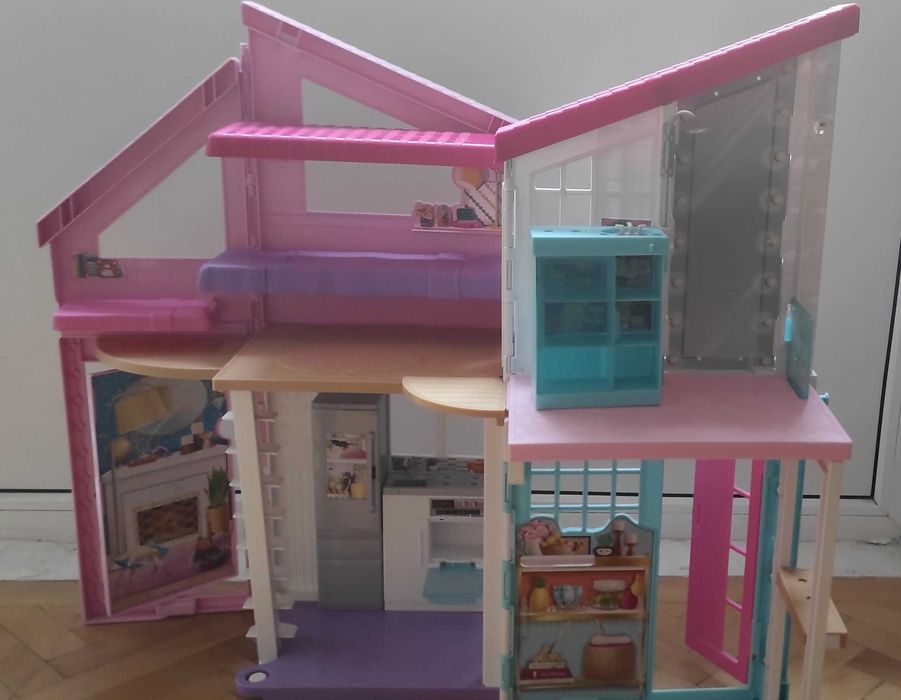 Set de joaca Barbie - Casa Malibu