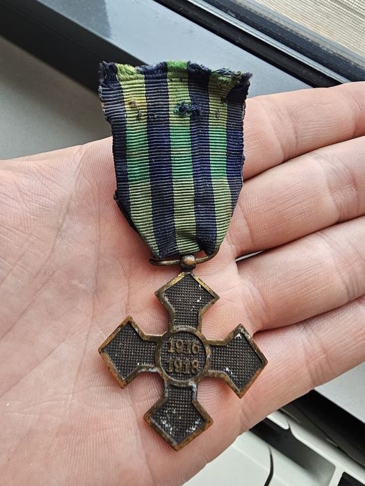 Lot medalii Feanta, Italia, Romania