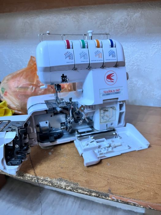 Оверлок чайка 547