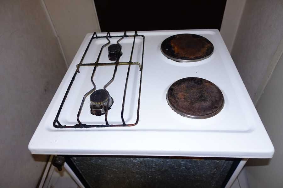 Готварска печка на ток и газ