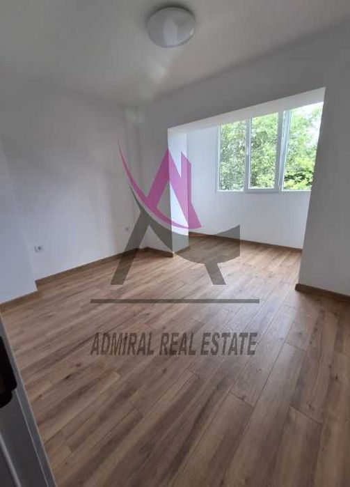 Продава се Четиристаен апартамент в Варна, Цветен квартал - 82 кв.м за 2317 €/кв.м - Снимка #1