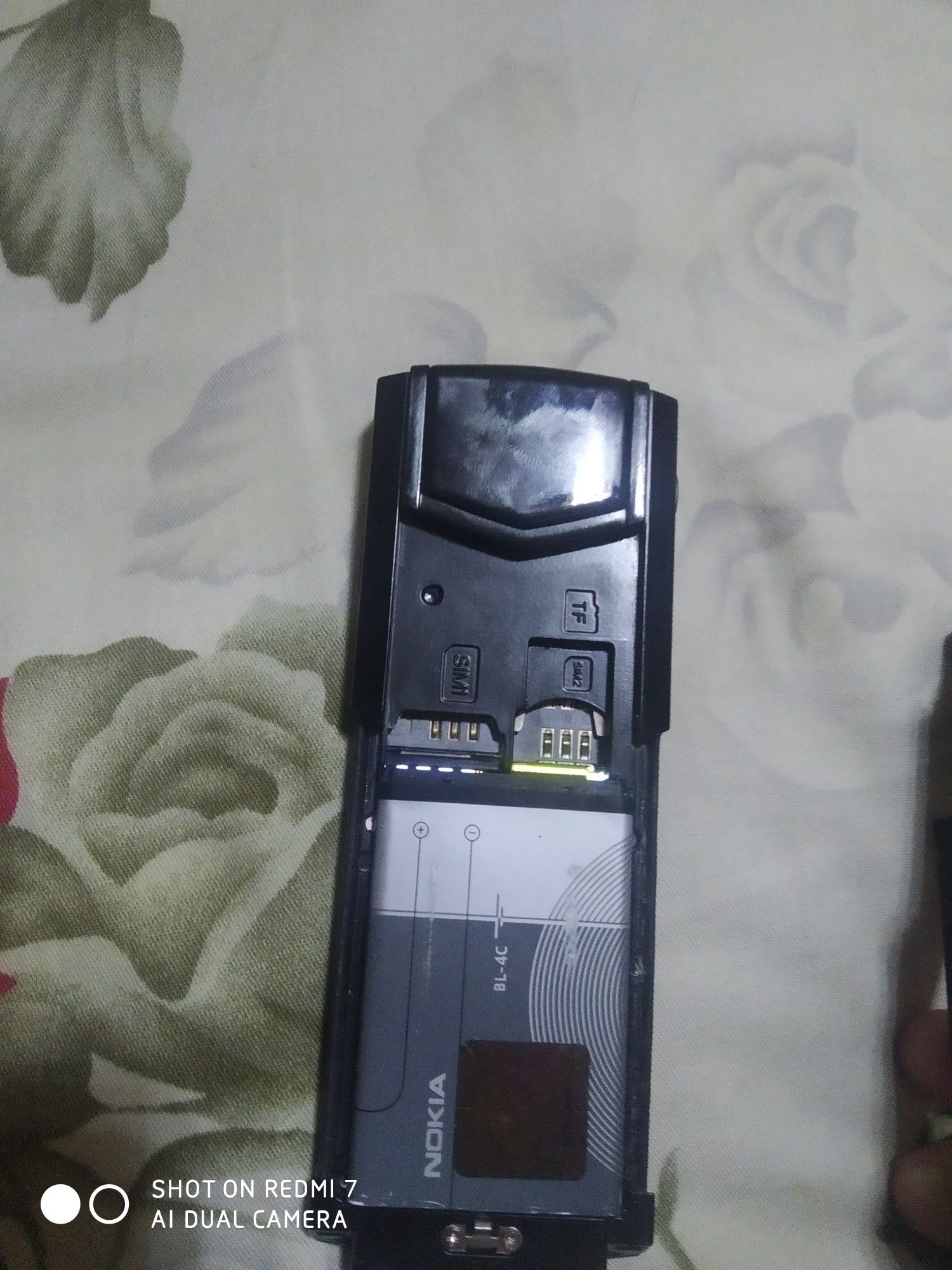 Vertu telefon idial