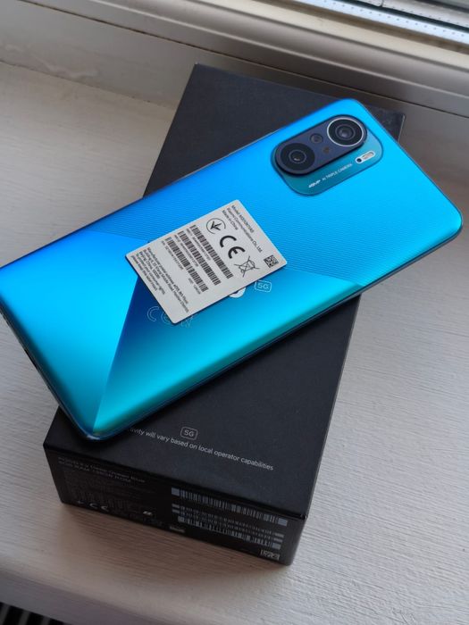 Смартфон  Poco F3 128g