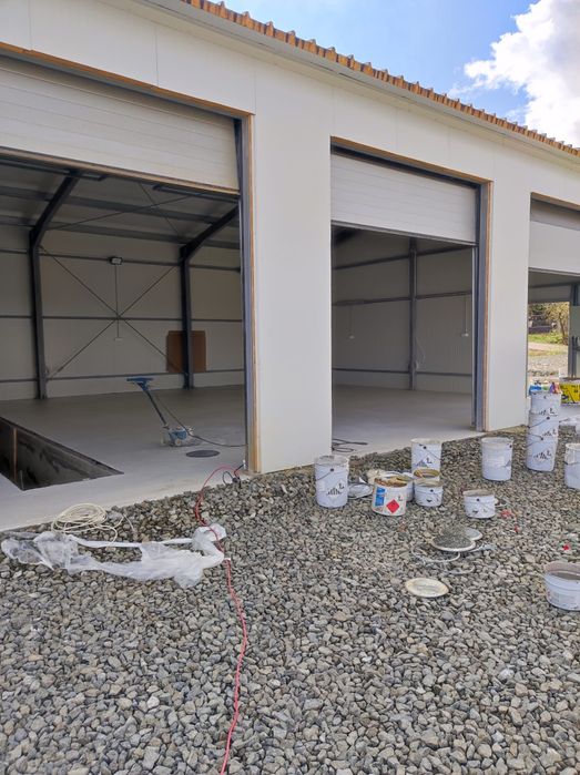 Efectuez lucrări construcții interioare și exterioare