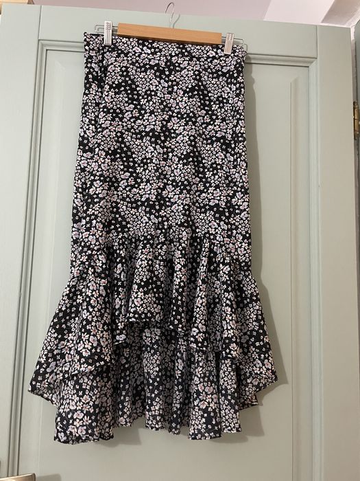 Fusta florala asimetrica H&M 38