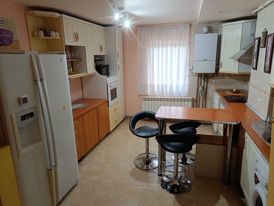 Apartament de inchiriat- Campia Turzii- 3 camere