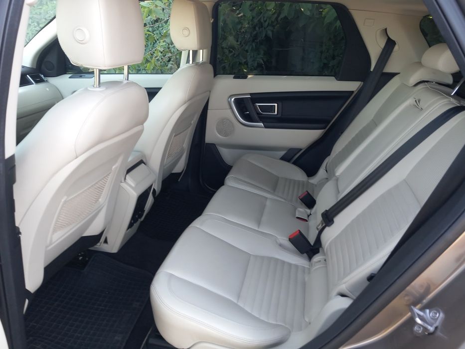 Land Rover Discovery Sport , an 2017 , dotare Luxury , 76.800 km