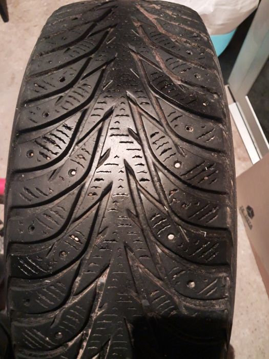 Продам зимние автошины.