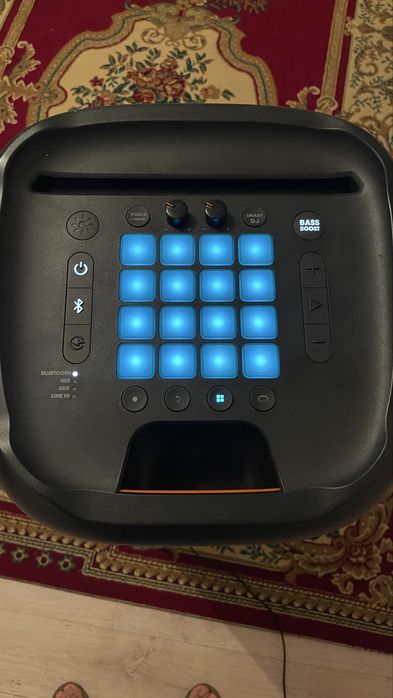 Калонка JBL PartyBOX 1000 черный