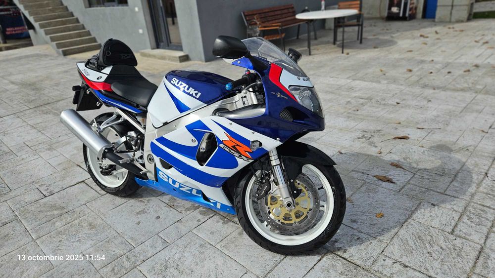 Suzuki GSX-R 750 K1