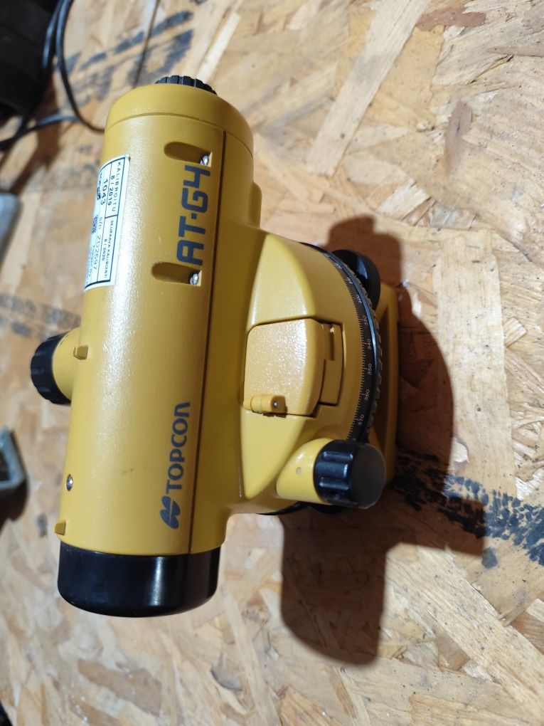 Laser nivela optica  santier
