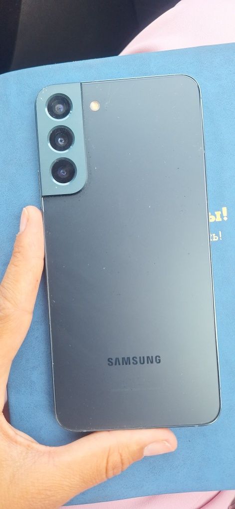 Samsung._S._22._+