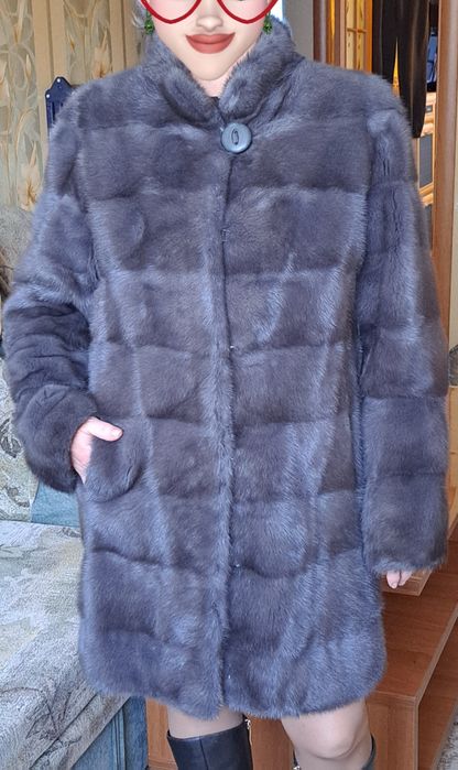 Норковая шуба в отличном состоянии.