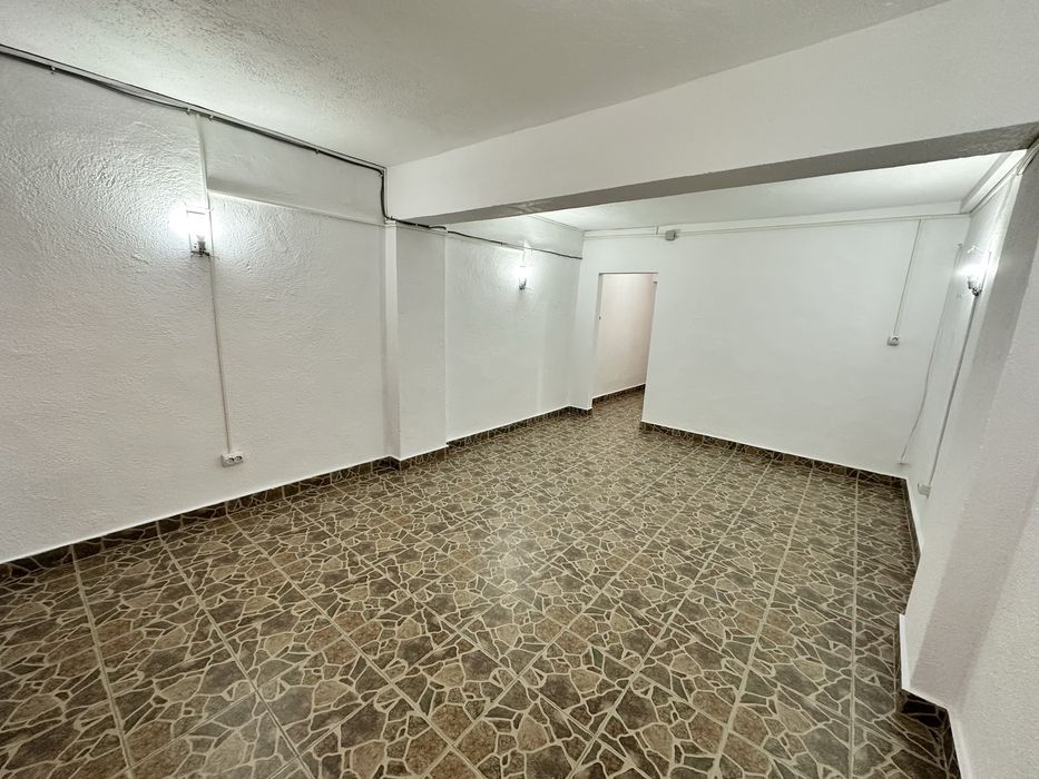 Inchiriez Garaj Zona Centrala 27 mp