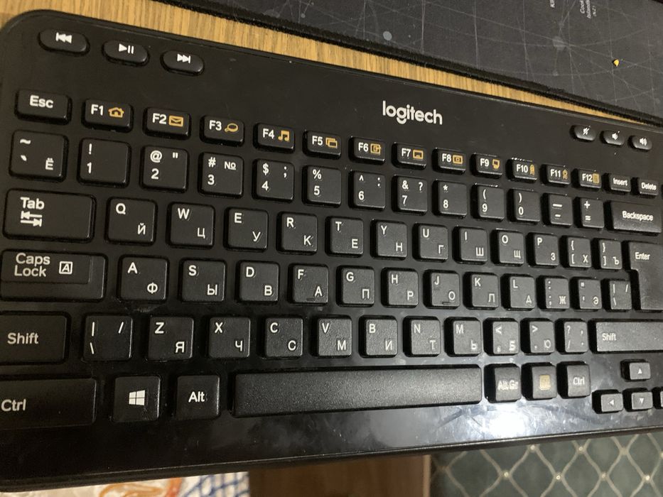 Продам без проводной клавиятура