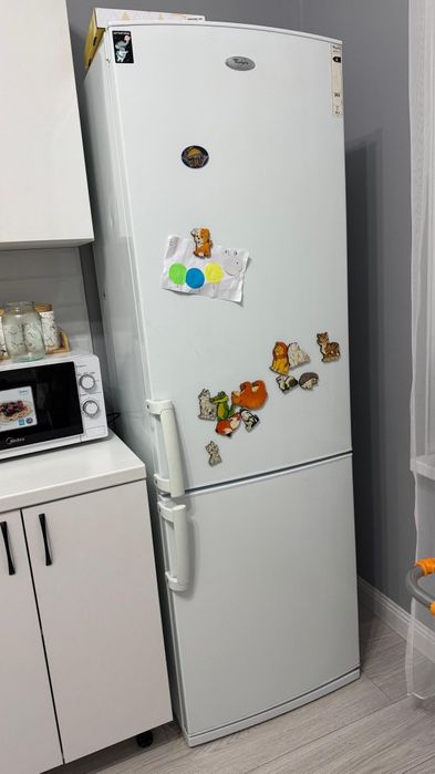 Продам холодильник