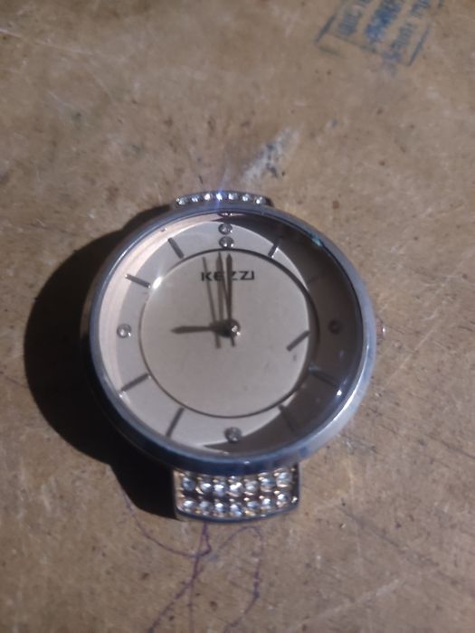 Часы Kezzi k-759