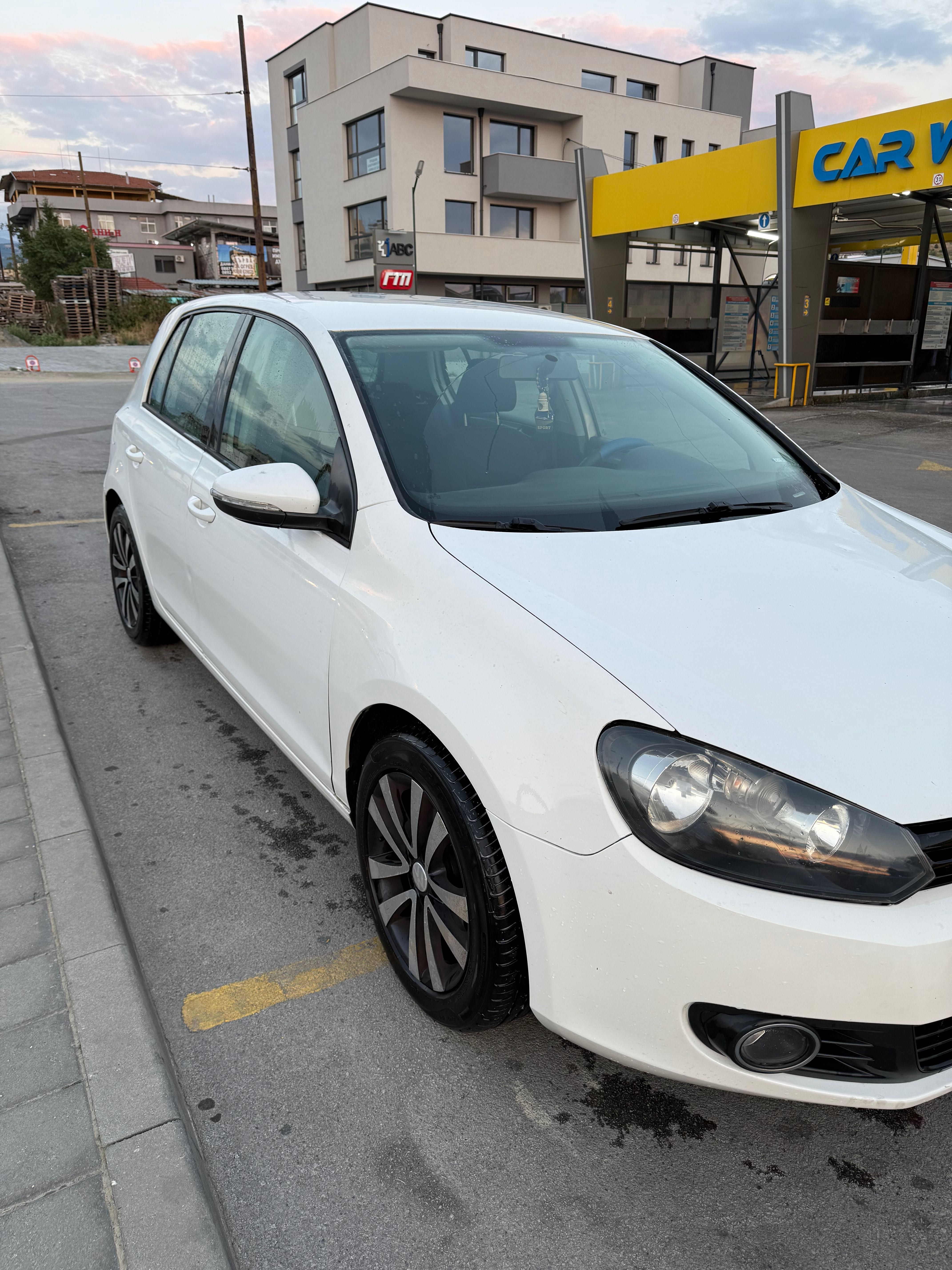 VW Golf 1.6  Tdi