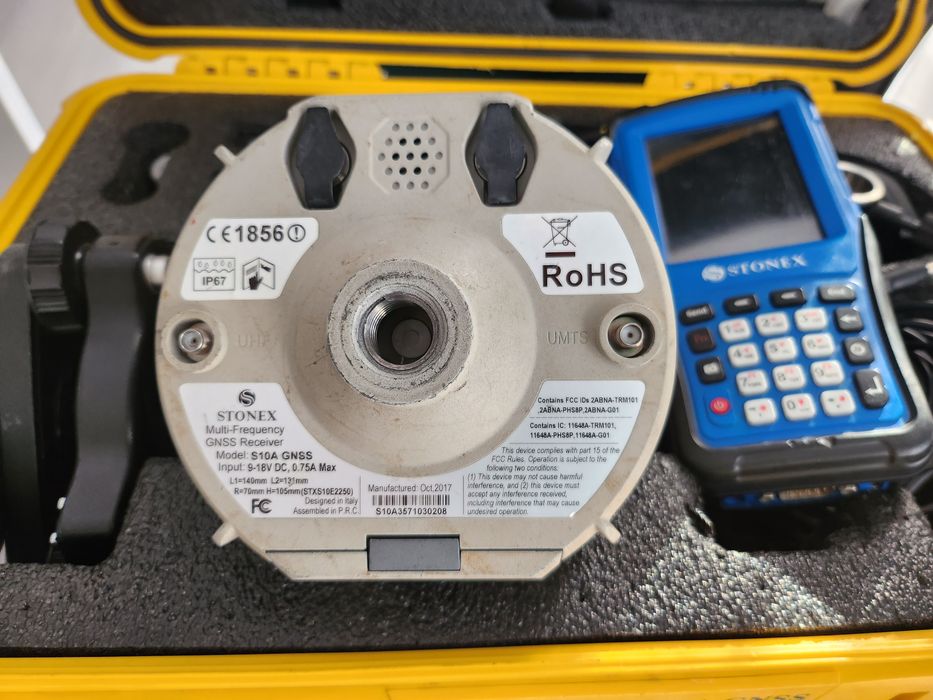 GPS marca  STONEX S10A